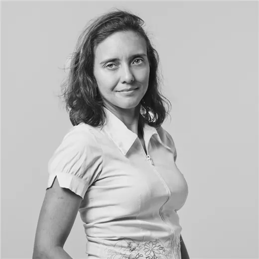 Dra. Andrea Reis